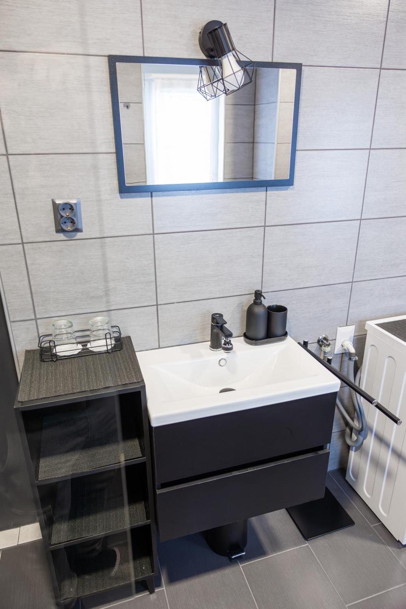 Apartma Ella Privatunterkunft *