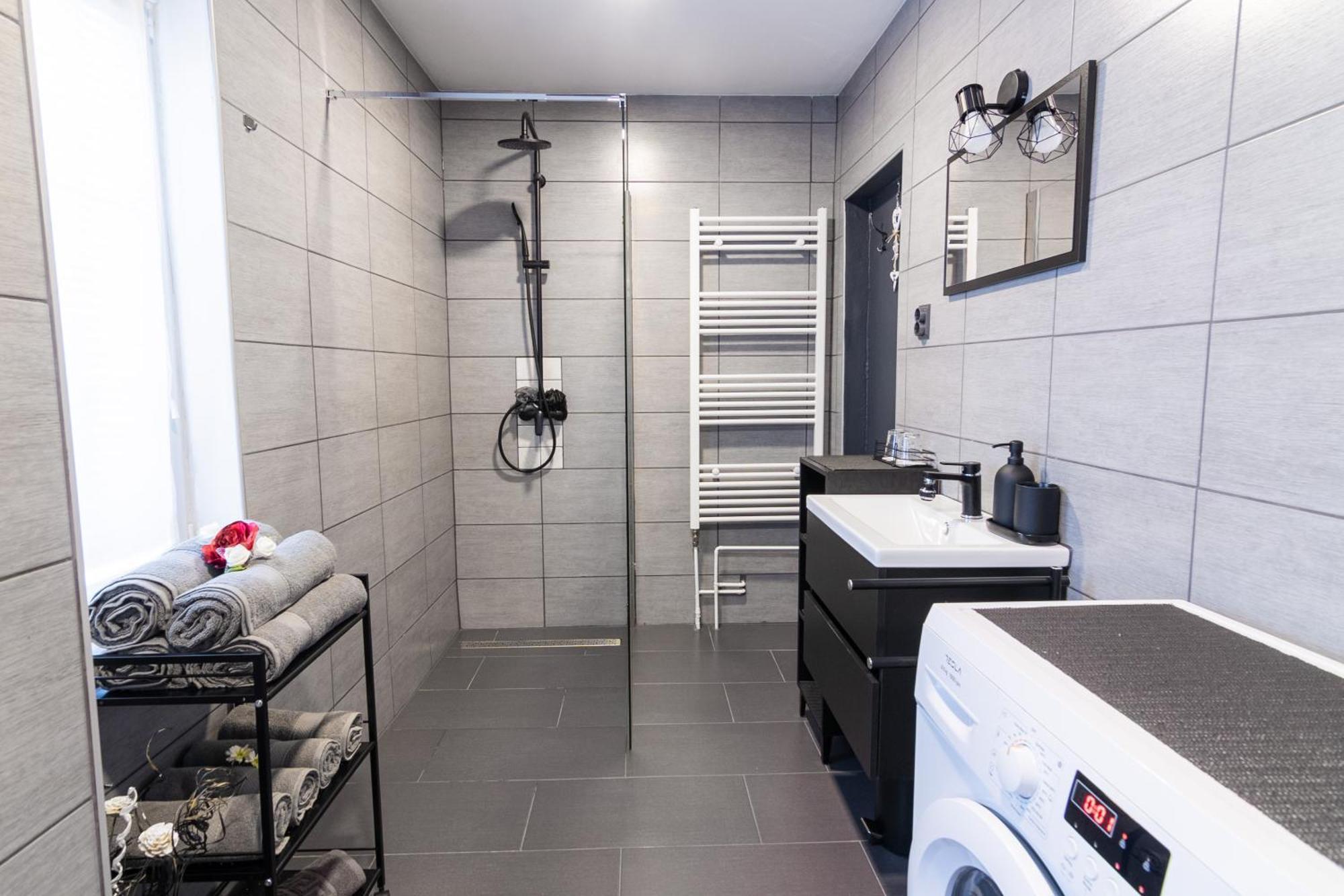 Apartma Ella Alloggio in famiglia Lovrenc na Pohorju